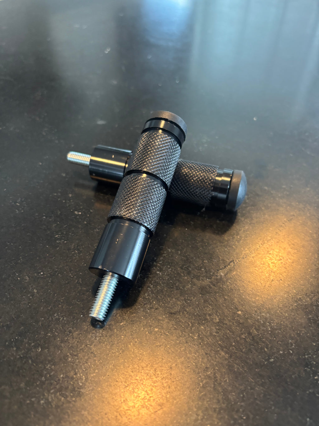 Universal shift lock